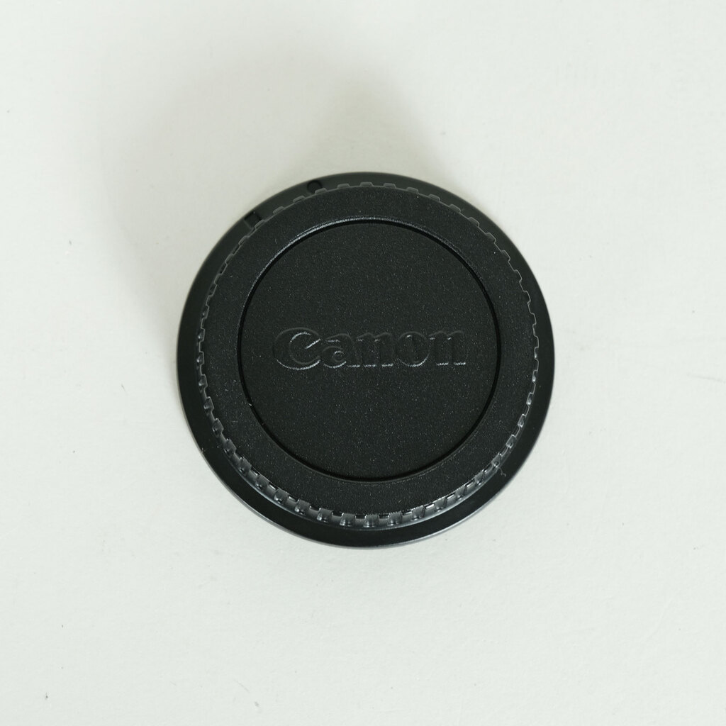 Canon EF-S10-18mm F4.5-5.6 IS STM