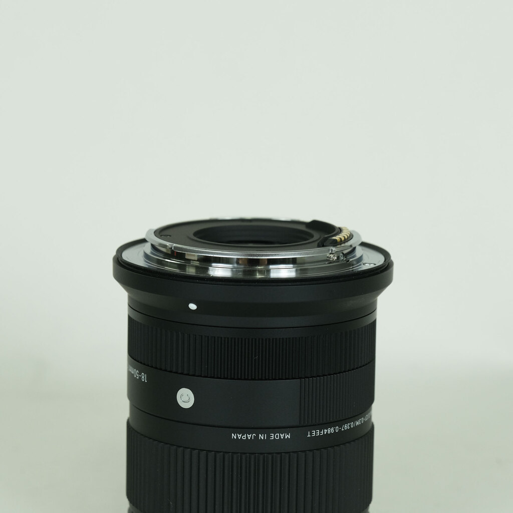 SIGMA 18-50mm F2.8 DC DN｜Contemporary [キヤノンRF用]