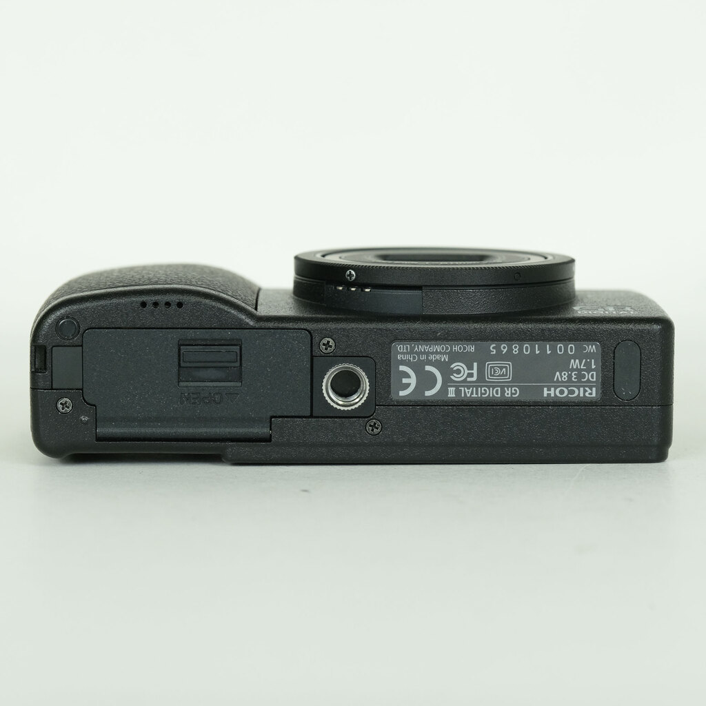RICOH GR DIGITAL III