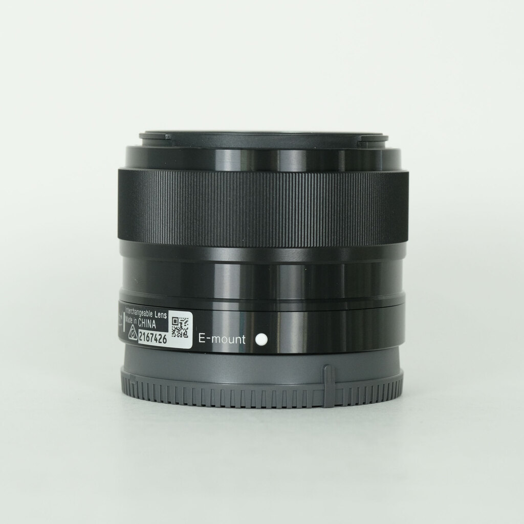 SONY E 35mm F1.8 OSS SEL35F18