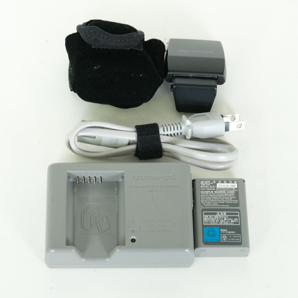 OLYMPUS OM-D E-M5 ボディ ブラック