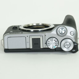 Canon EOS M6 Mark II