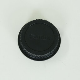 Canon EF-S35mm F2.8 マクロ IS STM