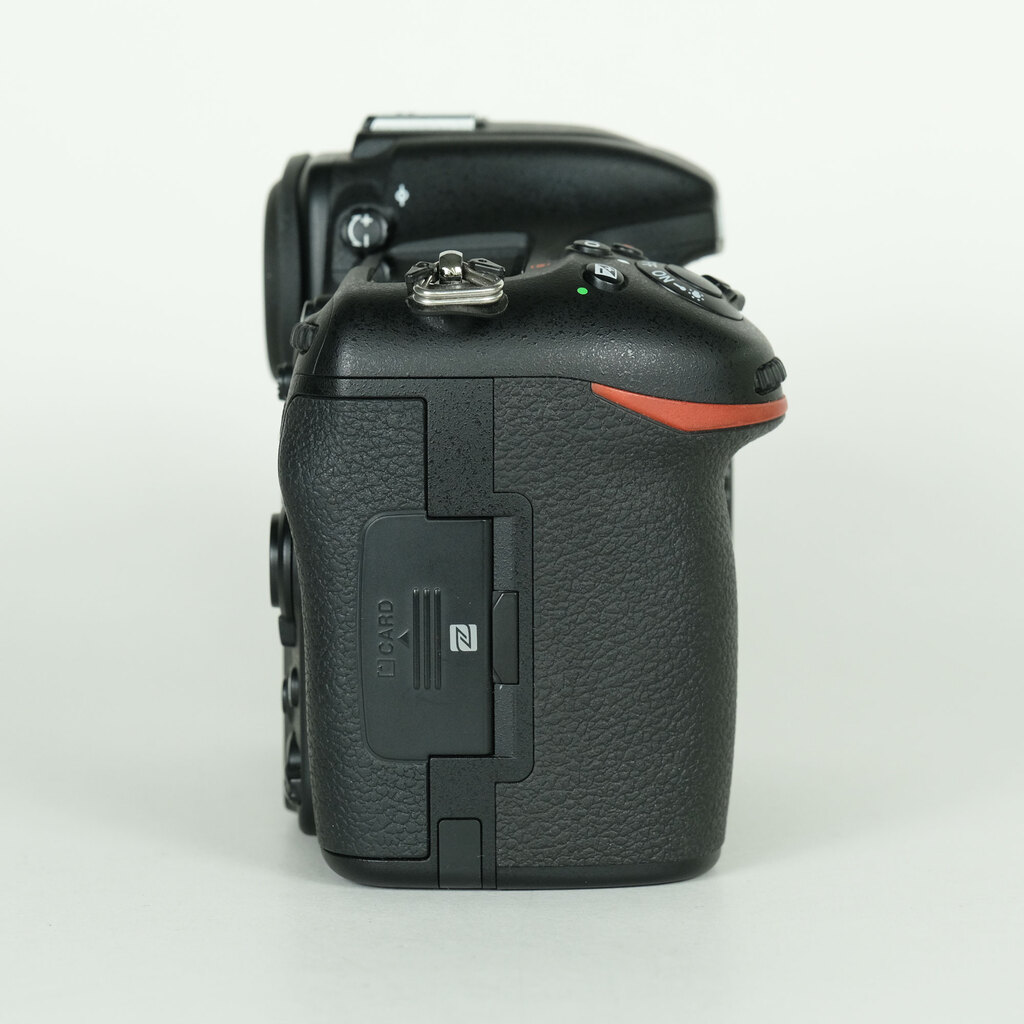 Nikon D500