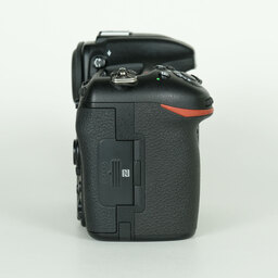 Nikon D500
