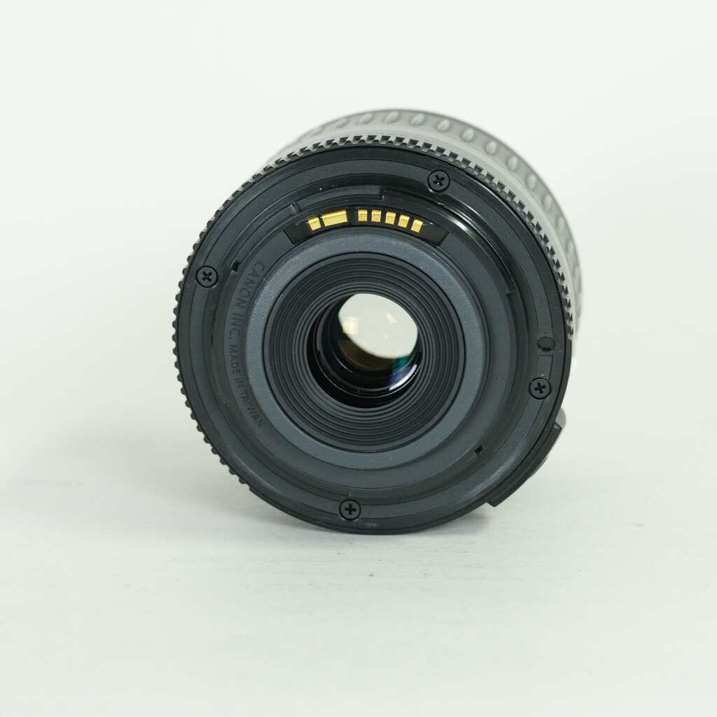 Canon EF-S 18-55mm F3.5-5.6 II USM