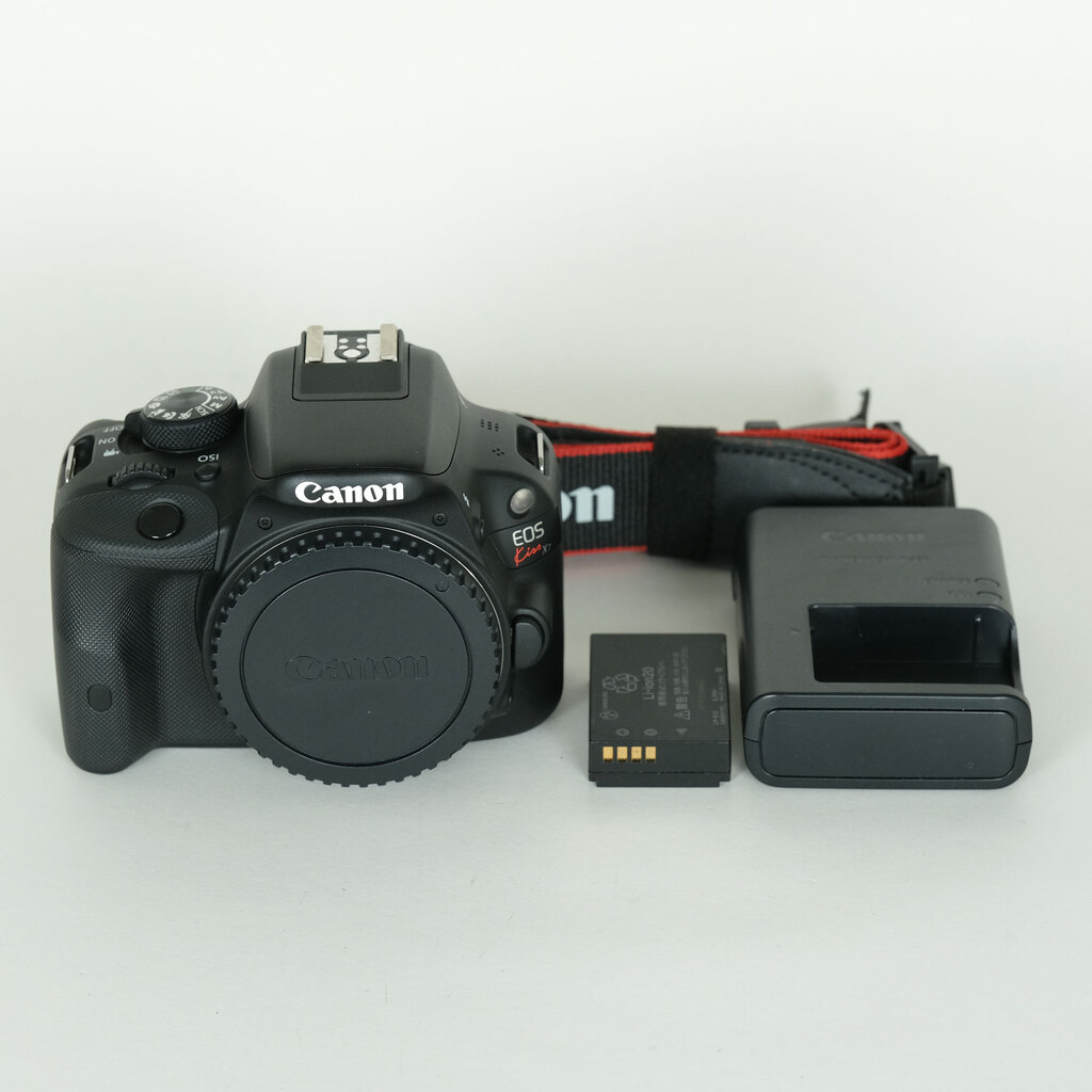 Canon EOS Kiss X7