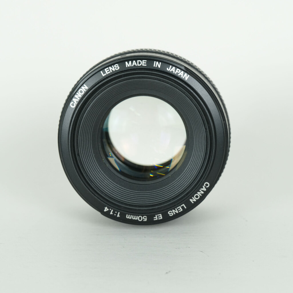 Canon EF50mm F1.4 USMの出品 | ONE SCENE（ワンシーン）