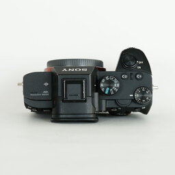 SONY α7 III(ILCE-7M3) SONY α7 III(ILCE-7M3)