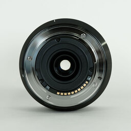 SONY E 10-18mm F4 OSS SEL1018