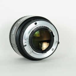 Nikon Ai AF Nikkor 85mm f/1.8D