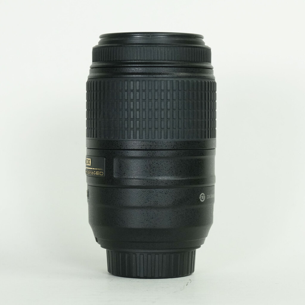 Nikon AF-S DX NIKKOR 55-300mm F4.5-5.6G ED VR Nikon AF-S DX NIKKOR 55-300mm F4.5-5.6G ED VR