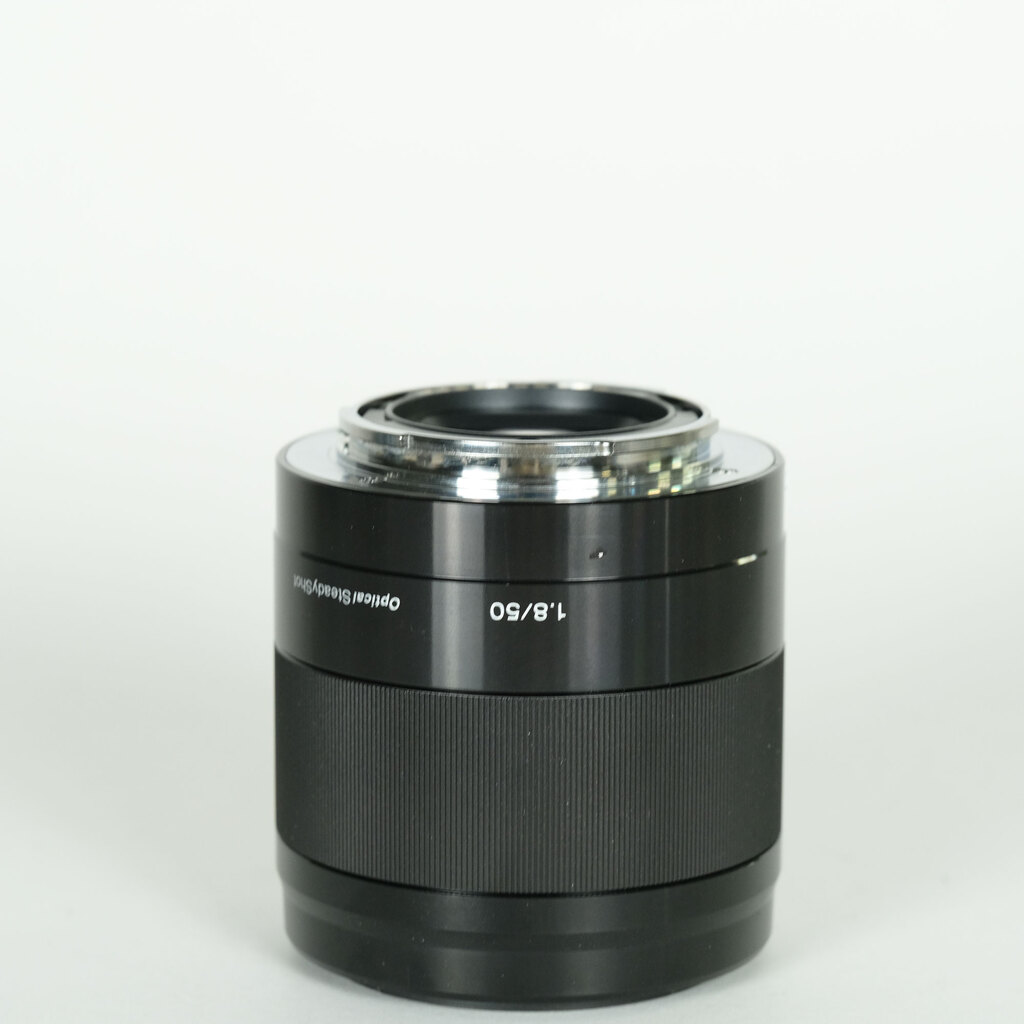 SONY E 50mm F1.8 OSS SEL50F18