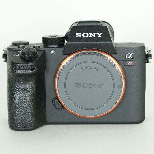 SONY α7R III(ILCE-7RM3) SONY α7R III(ILCE-7RM3)