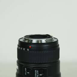 Canon EF16-35mm F4L IS USM