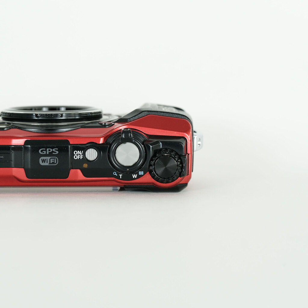 OLYMPUS Tough TG-5 レッド