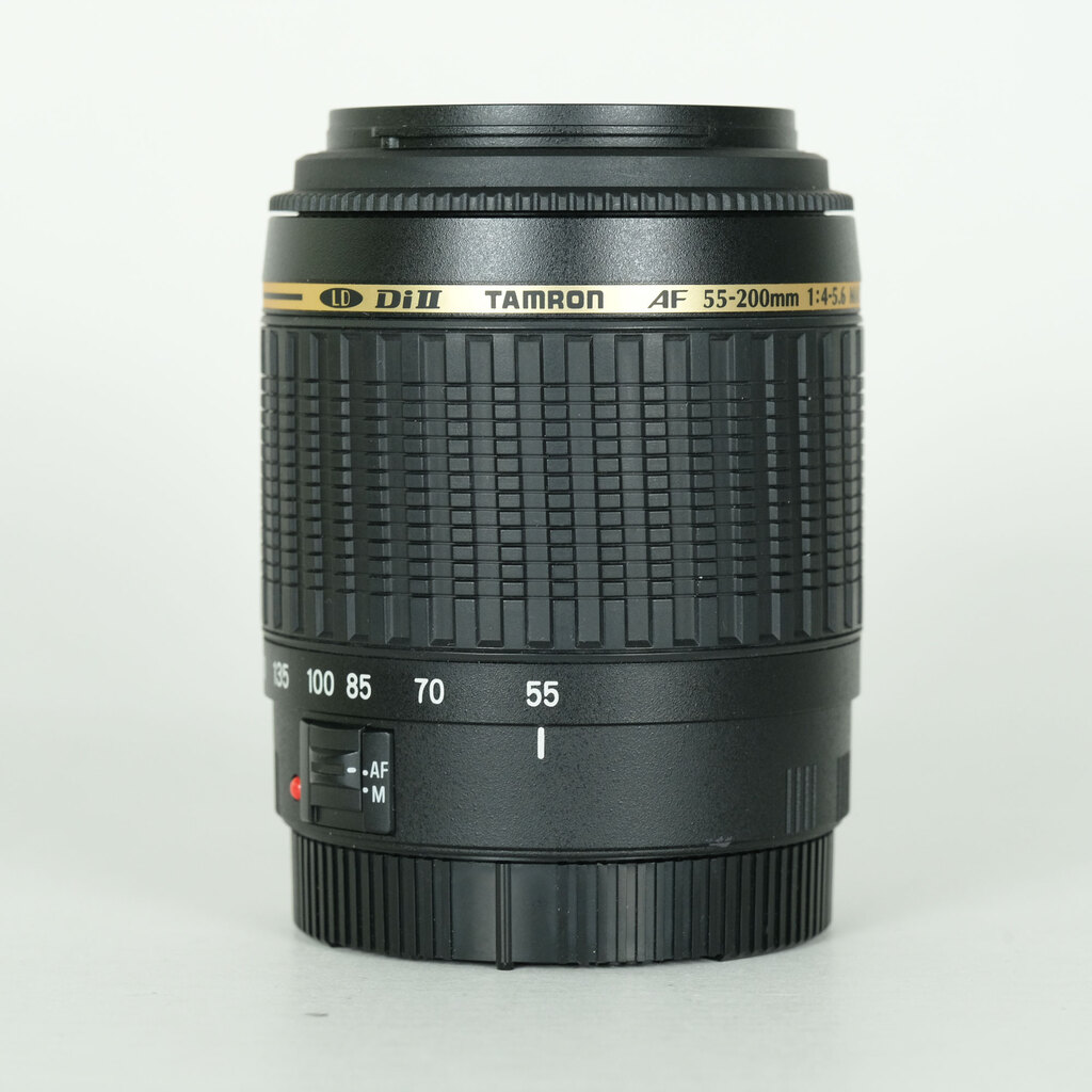 TAMRON AF 55-200mm F/4-5.6 Di II LD MACRO (Model A15)(�L���m��EF�p)