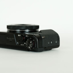 Canon PowerShot G7X Mark II