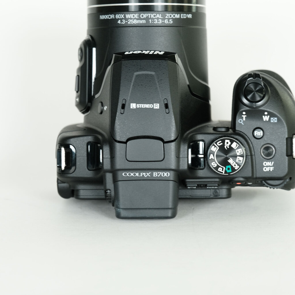 Nikon COOLPIX B700 ブラック