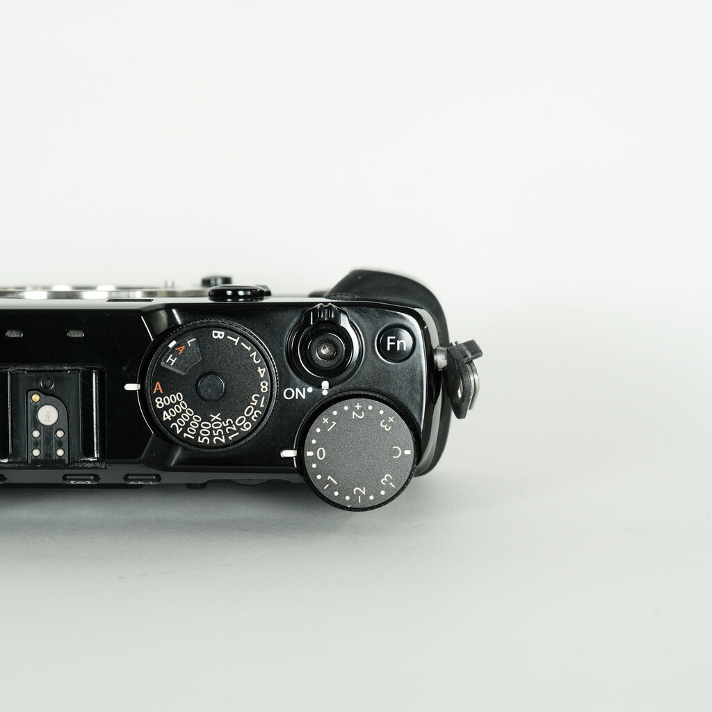 FUJIFILM X-Pro2 FUJIFILM X-Pro2