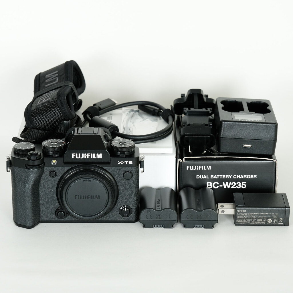 FUJIFILM X-T5の出品 | ONE SCENE（ワンシーン）