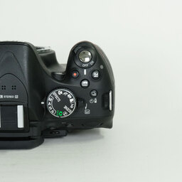 Nikon D5200 ボディ ブラック