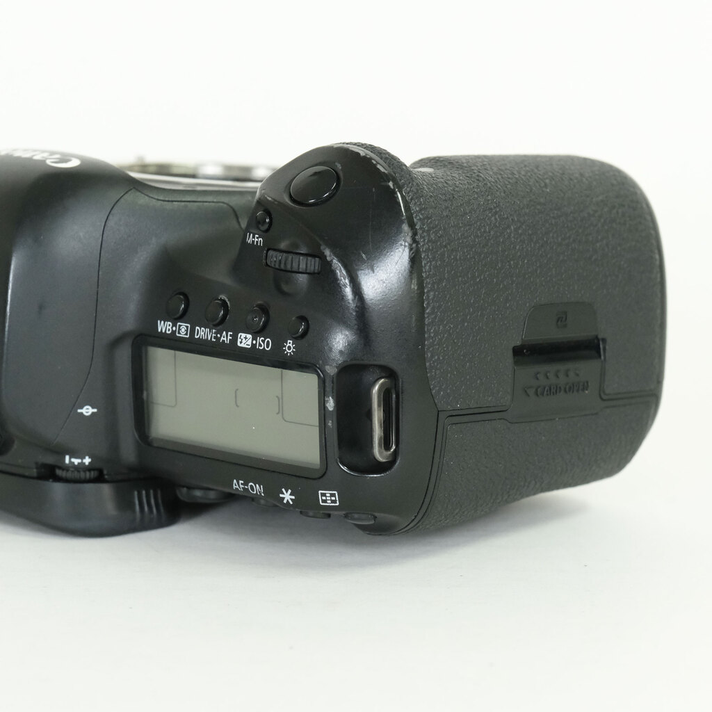 Canon EOS 5D Mark IV