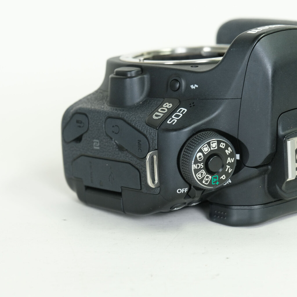 Canon EOS 80D