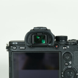 SONY α7 III(ILCE-7M3) SONY α7 III(ILCE-7M3)