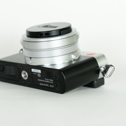 LEICA D-LUX7 シルバー