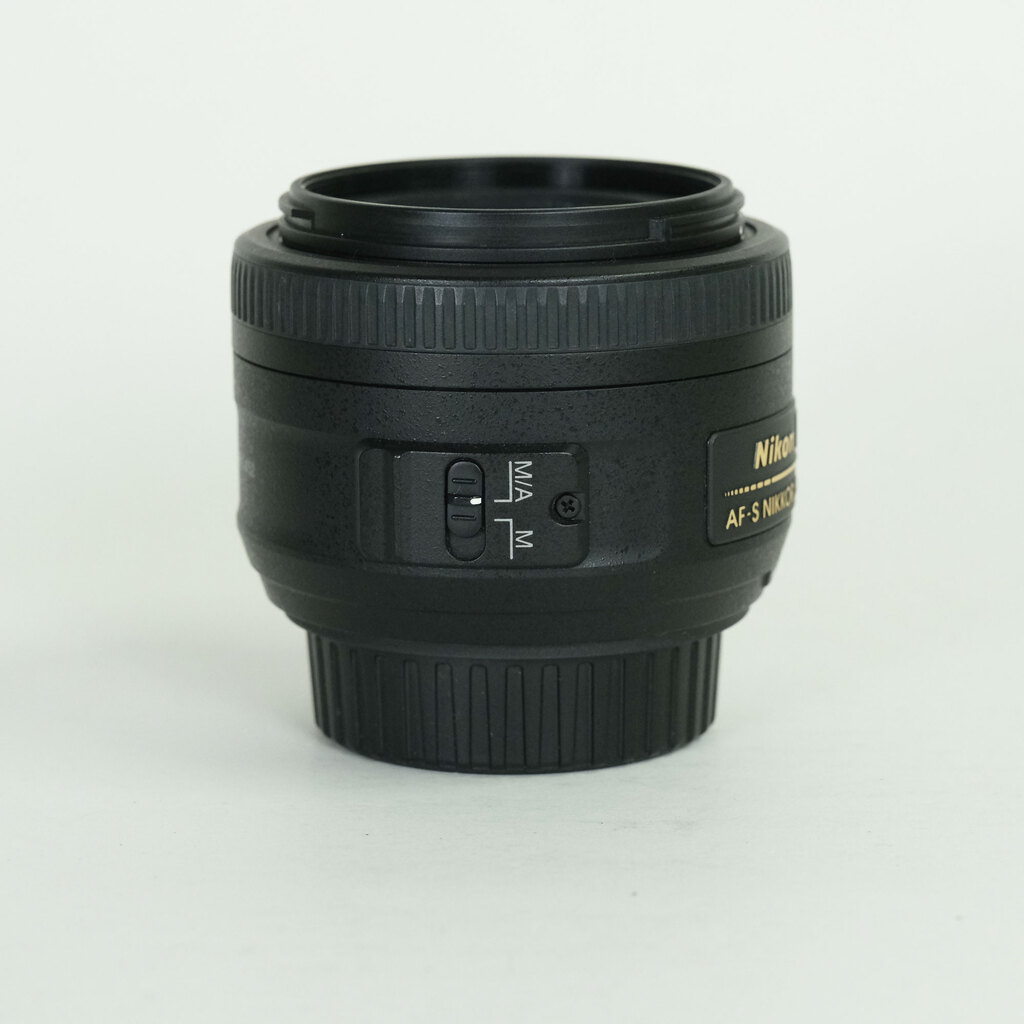 Nikon AF-S DX NIKKOR 35mm f/1.8G