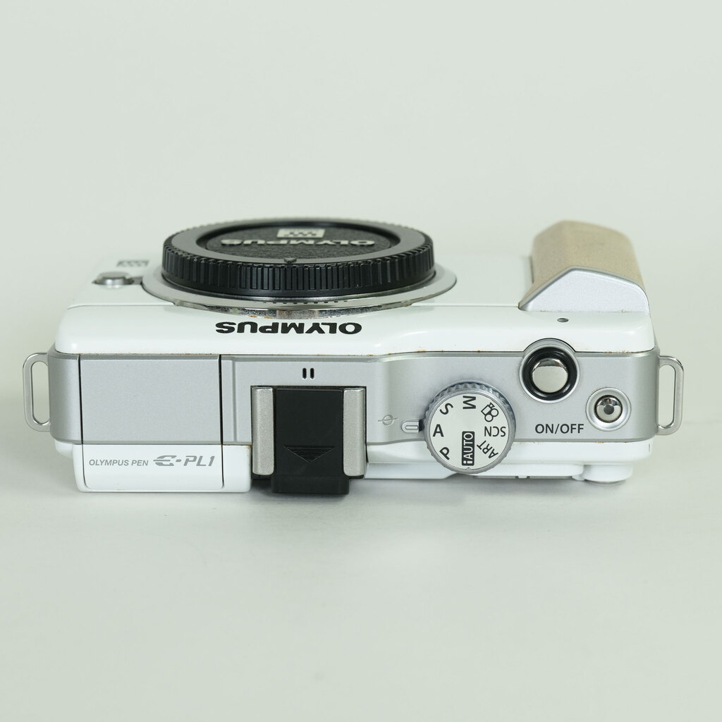 OLYMPUS PEN Lite E-PL1 ボディ ホワイト OLYMPUS PEN Lite E-PL1 ボディ ホワイト