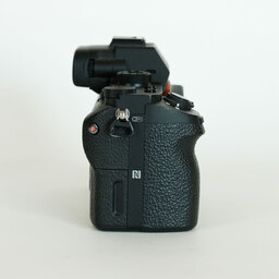 SONY α7 II（ILCE-7M2）