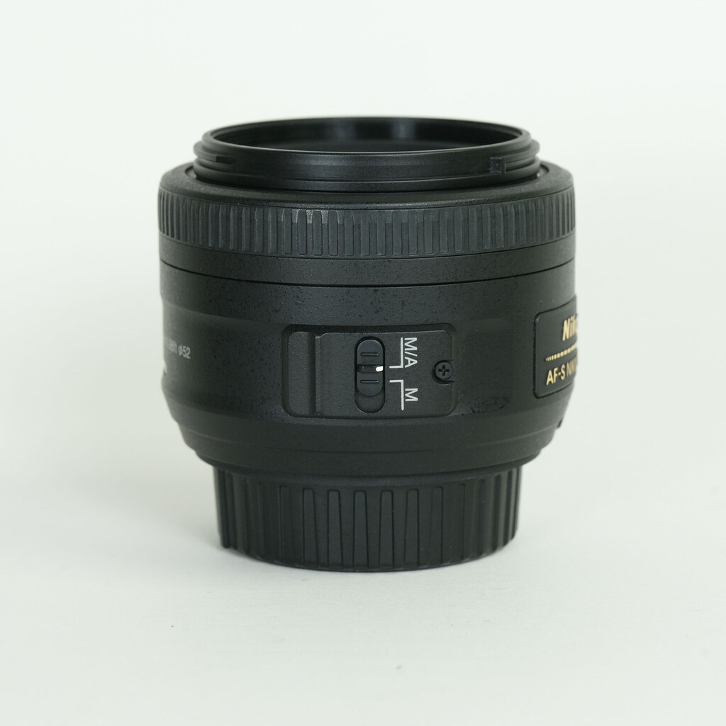 Nikon AF-S DX NIKKOR 35mm f/1.8G