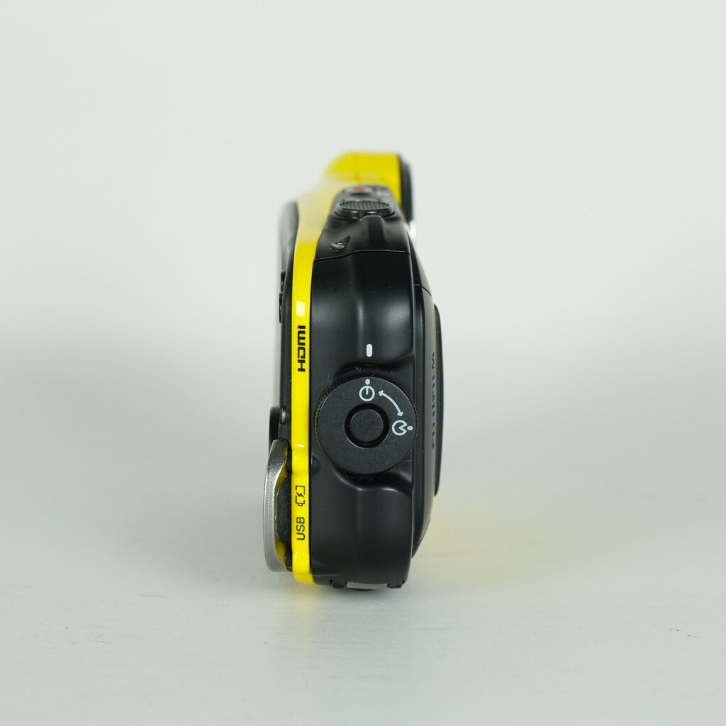 FUJIFILM FinePix XP70 イエローの出品 | ONE SCENE（ワンシーン）