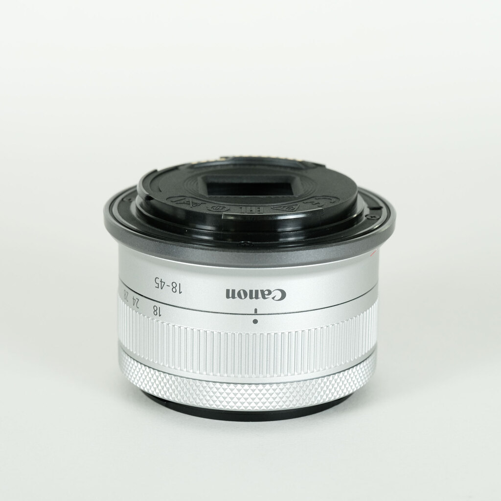 Canon RF-S 18-45mm F4.5-6.3 IS STM