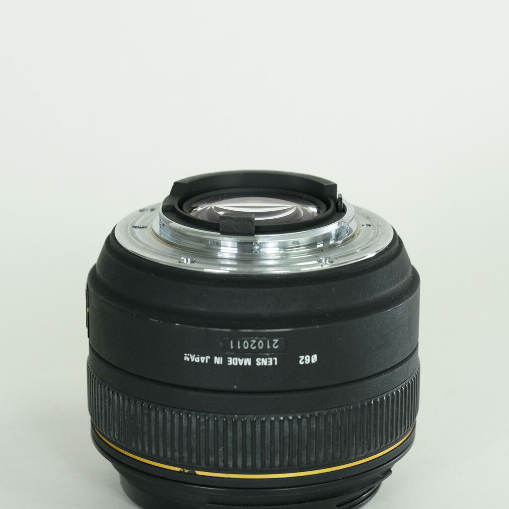 SIGMA 30mm F1.4EX DC HSM (ニコンF用)