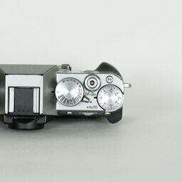 FUJIFILM X-T30