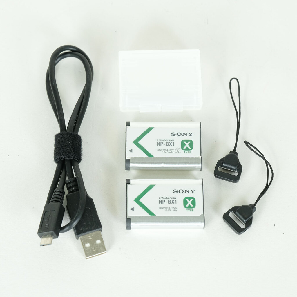 SONY Cyber-shot DSC-RX100M4