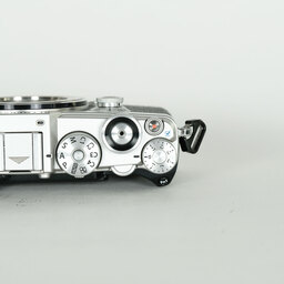 OLYMPUS PEN-F OLYMPUS PEN-F