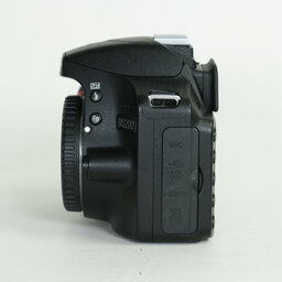 Nikon D3200ボディ ブラック