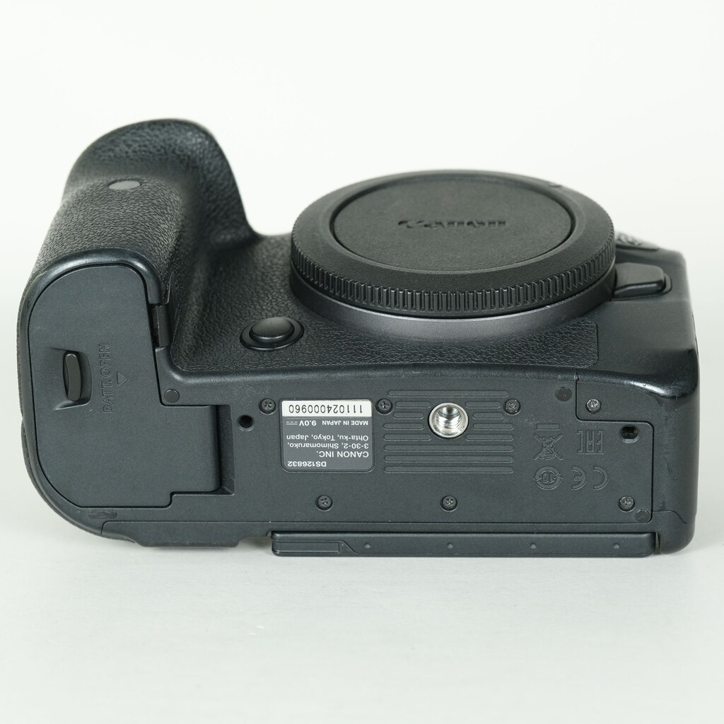 Canon EOS R6