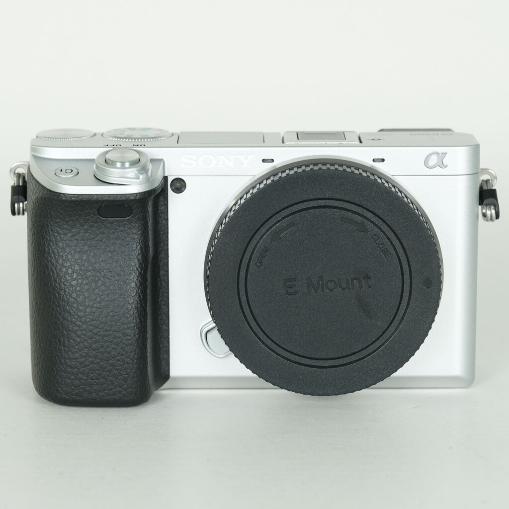 SONY ��6400�iILCE-6400�j [�{�f�B �V���o�[]