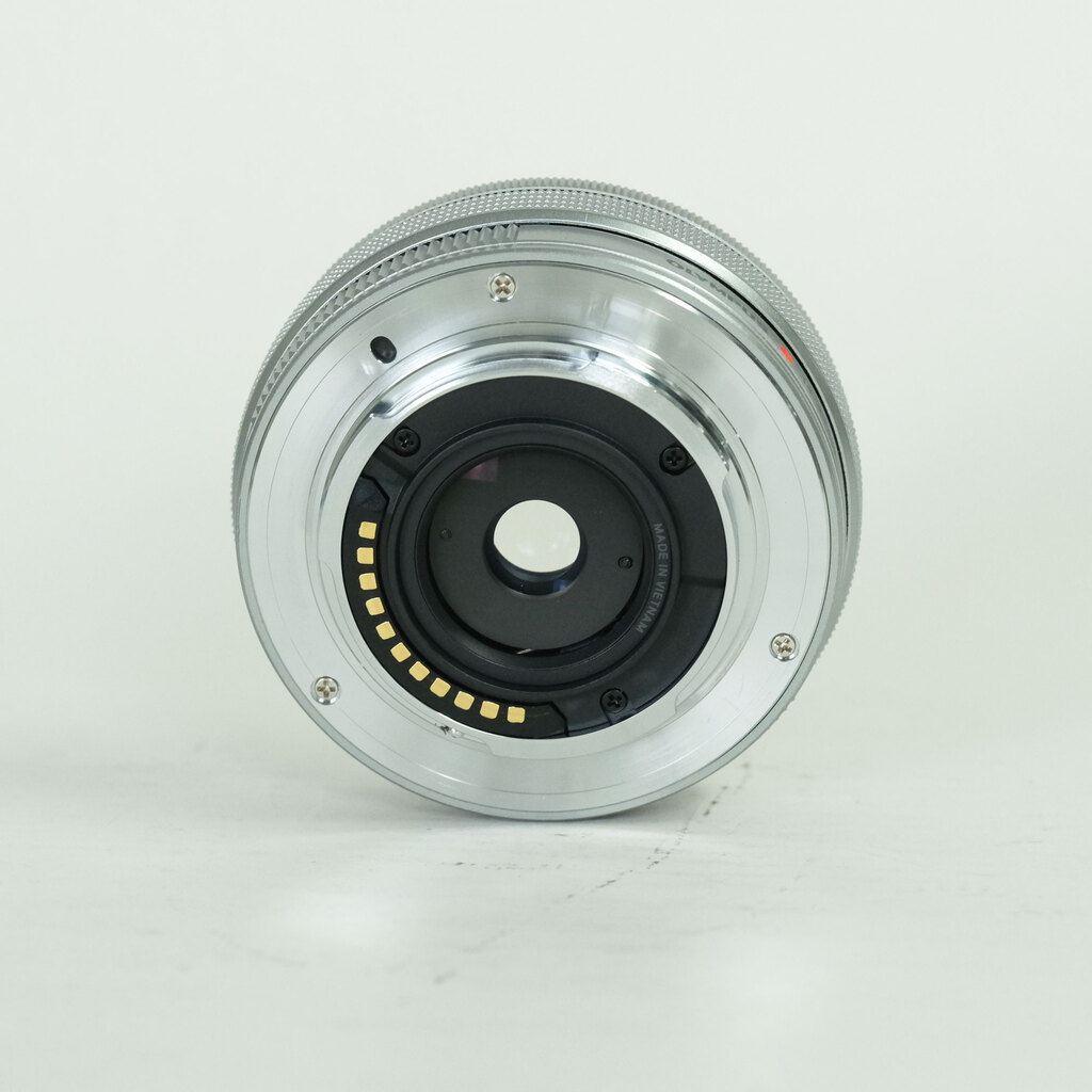 OLYMPUS M.ZUIKO DIGITAL ED 14-42mm F3.5-5.6 EZ シルバー