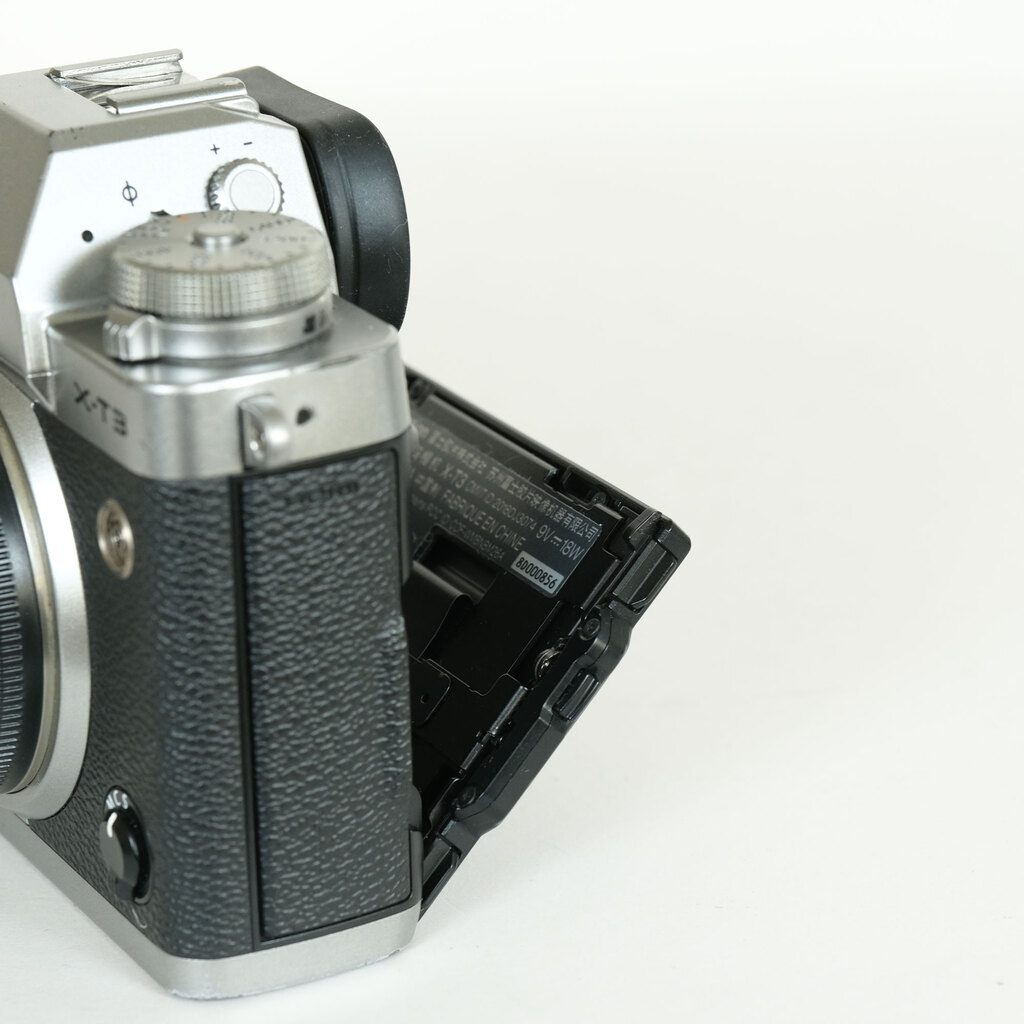 FUJIFILM X-T3