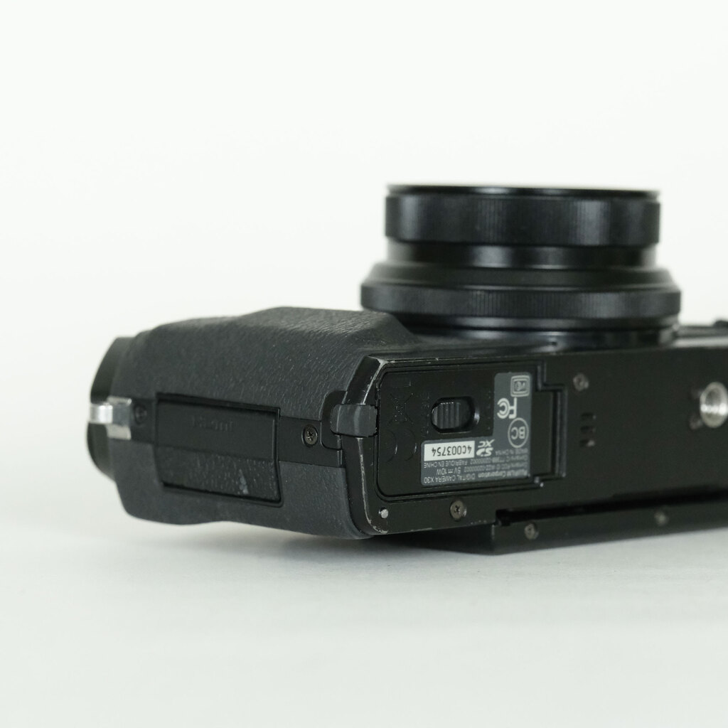 FUJIFILM X30 ブラック FUJIFILM X30 ブラック