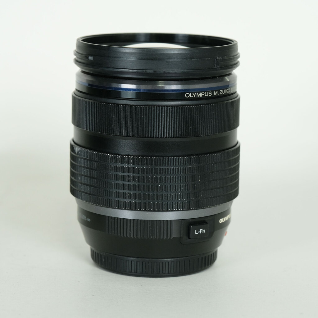 OLYMPUS M.ZUIKO DIGITAL ED 12-40mm F2.8 PRO