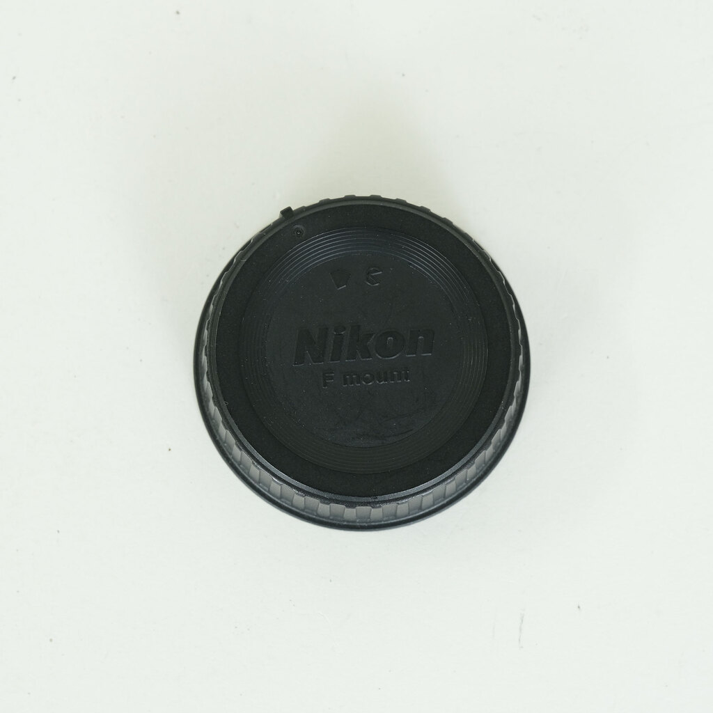 Nikon AF-S DX NIKKOR 55-300mm F4.5-5.6G ED VR Nikon AF-S DX NIKKOR 55-300mm F4.5-5.6G ED VR