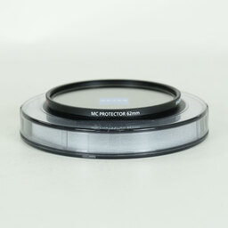 SONY Vario-Sonnar T＊ DT 16-80mm F3.5-4.5 ZA SAL1680Z