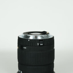 SIGMA 17-70mm F2.8-4.5 DC MACRO [キヤノンEF用]